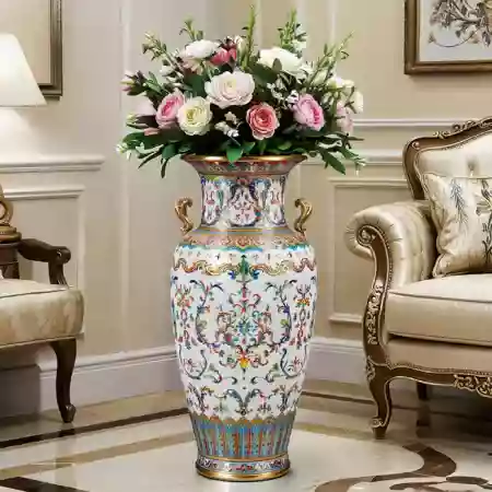 Desert Bloom Vase by Master Rajesh