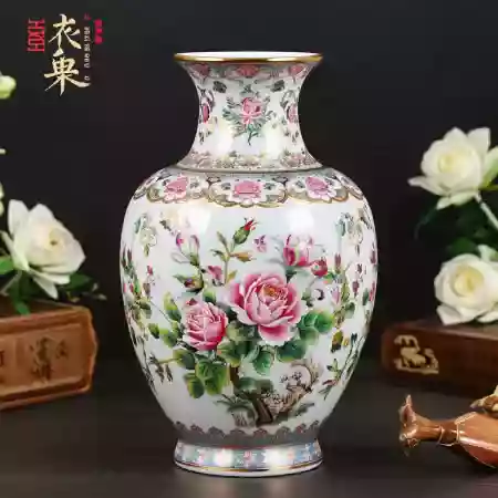 Artisan demonstrating advanced carving techniques